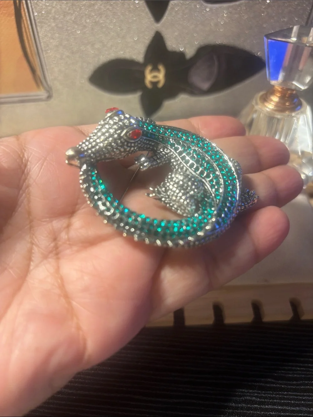 Decorative Silver-Tone Jeweled Lizard Accent - Green Crystal Detail